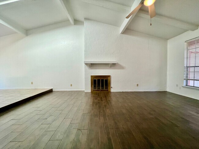 Building Photo - 9107 Rockcrest Circle