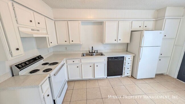 Building Photo - 5714 Brownfield Dr