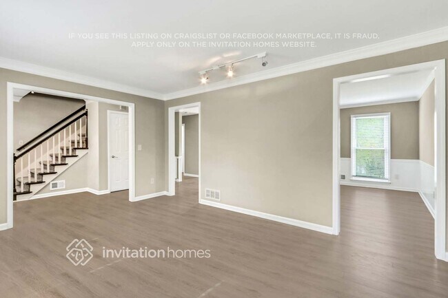 Building Photo - 2885 Sudbury Ct