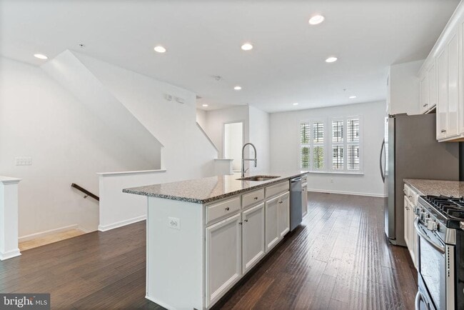Building Photo - 23048 Mountain Laurel Ln