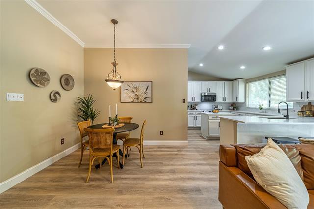 Building Photo - 2036 Signal Ridge Pl