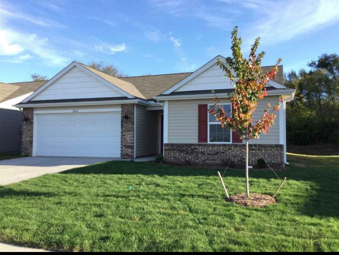 Primary Photo - BRITTANY CHASE....3 Bedroom 2 Bath