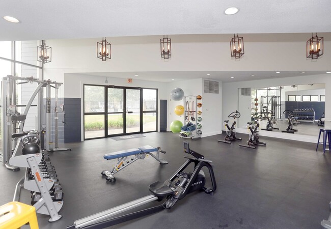 Building Photo - Deercross