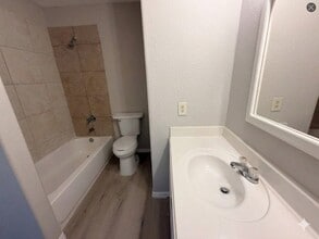 Building Photo - 5408 Groveton St