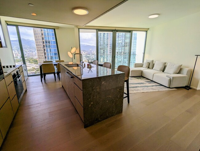 Foto del edificio - Fully furnished Ko'ula Luxury 2 Bed 2 Bath...