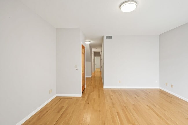 Foto del edificio - Spacious 3Bd/2Ba in SF Richmond District!