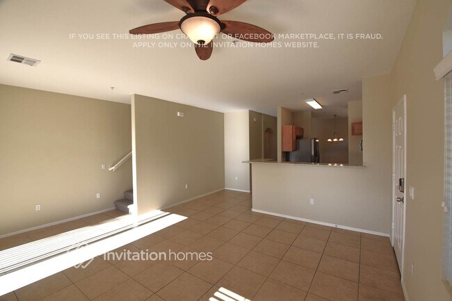 Foto del edificio - 421 N 168th Ln