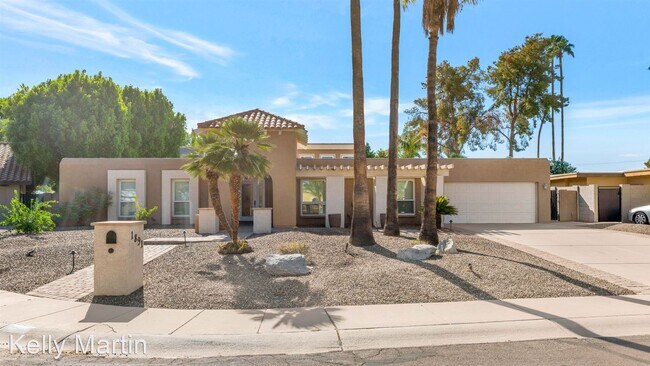 Building Photo - 4 br, 2.5 bath House - 1891 E. Lodge Dr