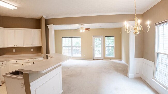 Foto del edificio - 2327 Oak Glenn Cir