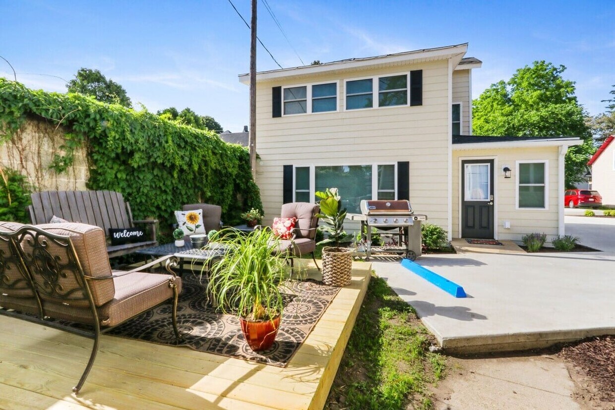 Foto principal - Historic Downtown Lake Geneva Carriage Hou...