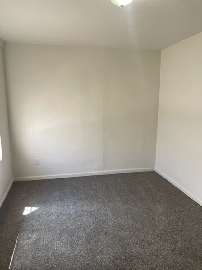 Foto del edificio - New Rental Home