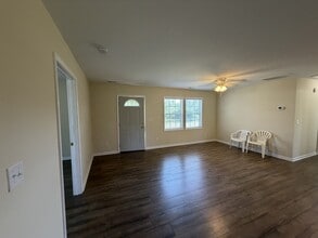Building Photo - 4876 Loop Rd