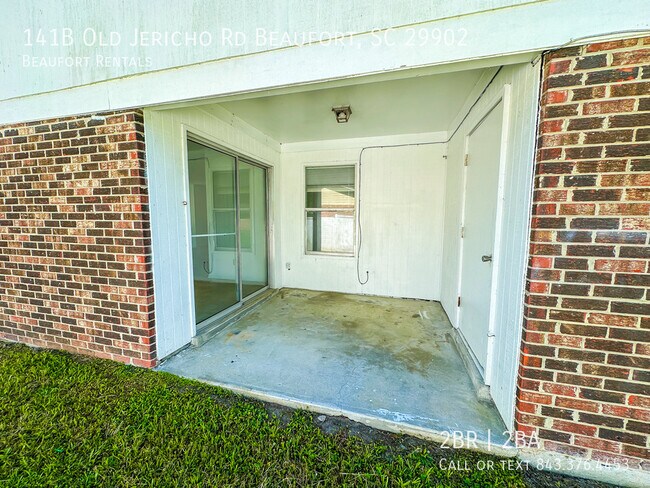 Foto del edificio - 141B Old Jericho Rd Beaufort, SC 29902-