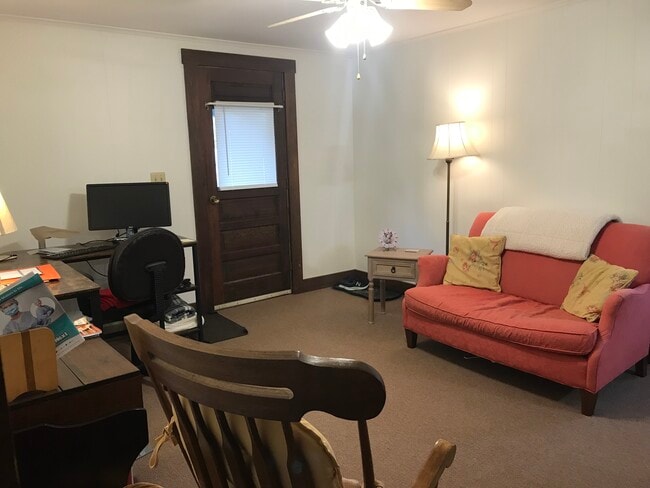 Sala de estar - 38 Highland St