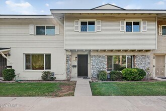 Building Photo - 1339 N 44th St
