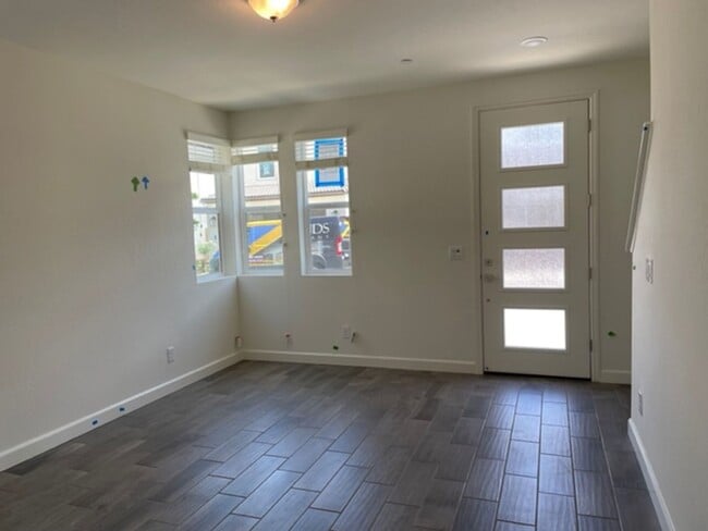 Building Photo - 2056 N Walling Ln