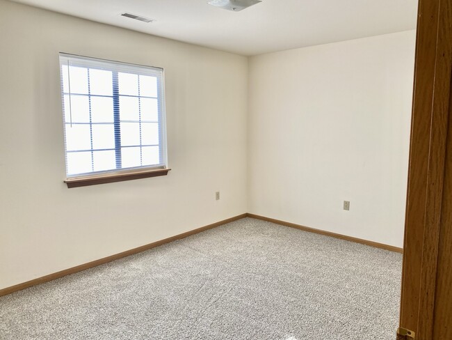 Foto del edificio - 213 Larabee St