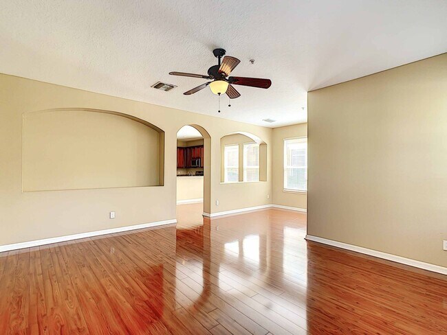 Building Photo - Amazing 3/2.5/2 Townhome in Lake Nona's Ea...