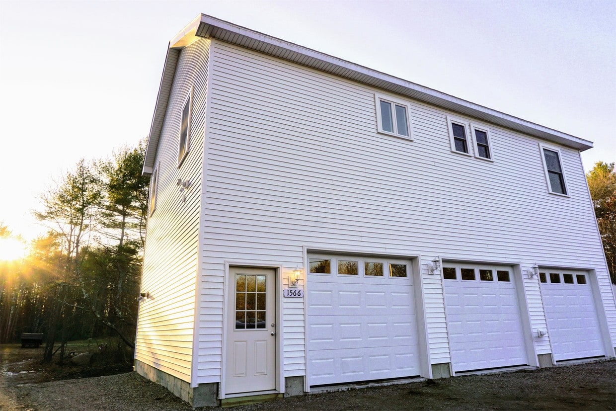 Primary Photo - 1566 Sanford Rd