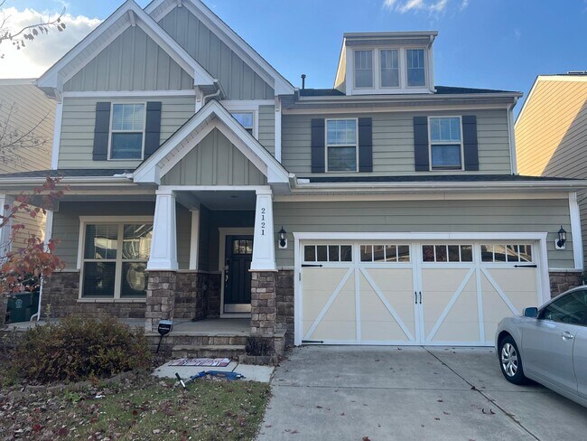 Foto del edificio - 2121 Chipley Dr