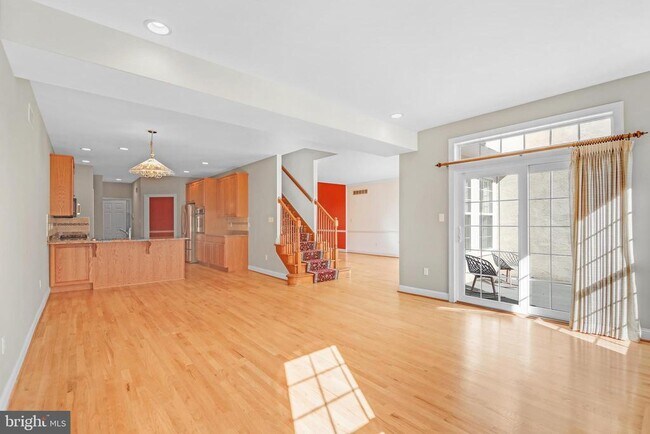 Building Photo - 63 Old Barn Dr