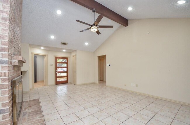 Building Photo - 10311 Lybert Rd