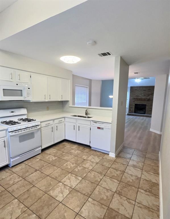 Building Photo - 7436 Dallas Dr