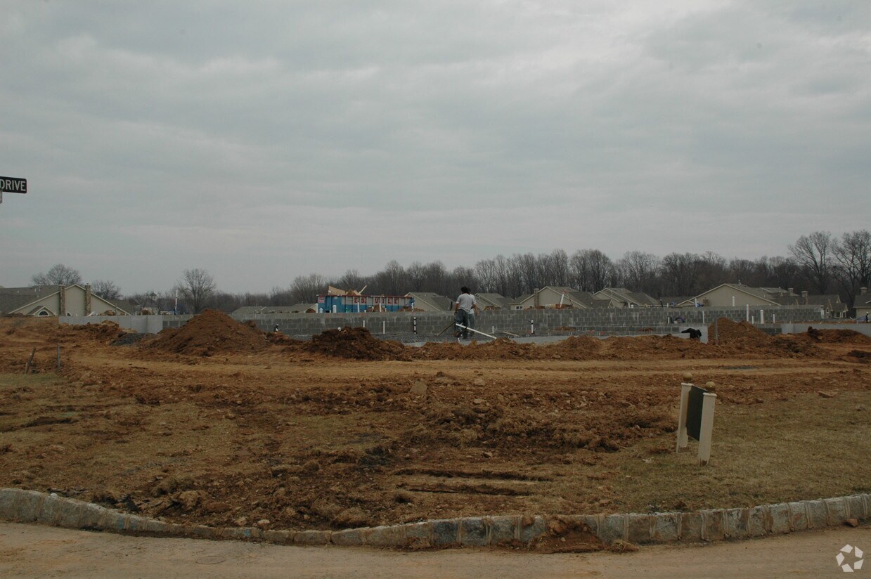 Primary Photo - 188 Willow Dr