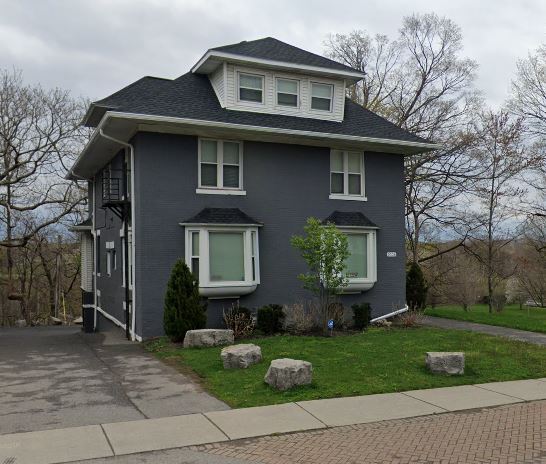 Building Photo - 1006 Lake Ave