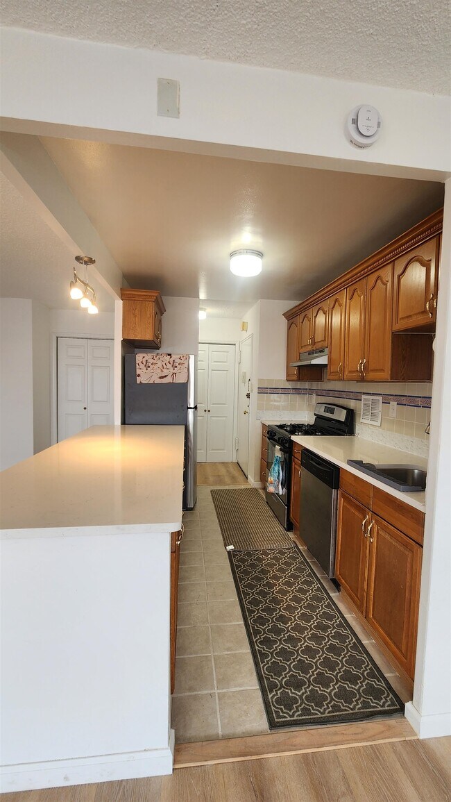 Foto del edificio - 280 Marin Blvd