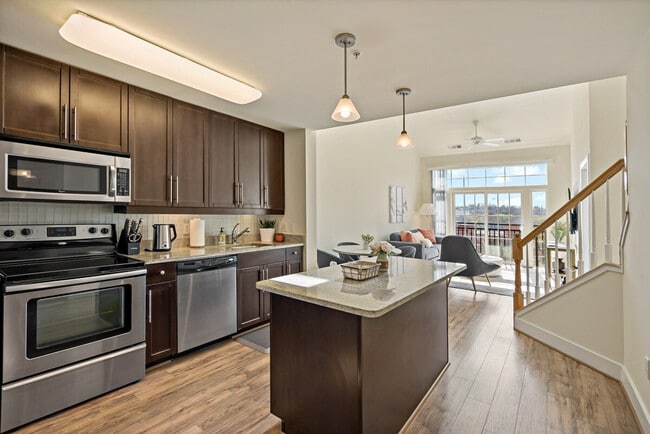 Building Photo - 2321 Mill Rd