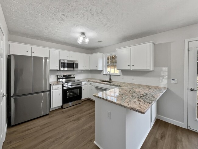 Building Photo - 4804 Highlander Cove