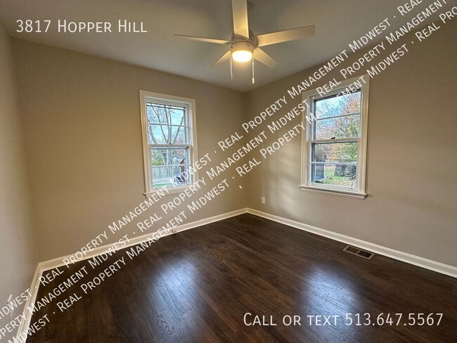 Foto del edificio - 3817 Hopper Hill Rd