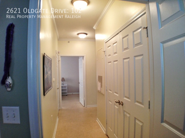 Foto del edificio - 2621 Oldgate Dr