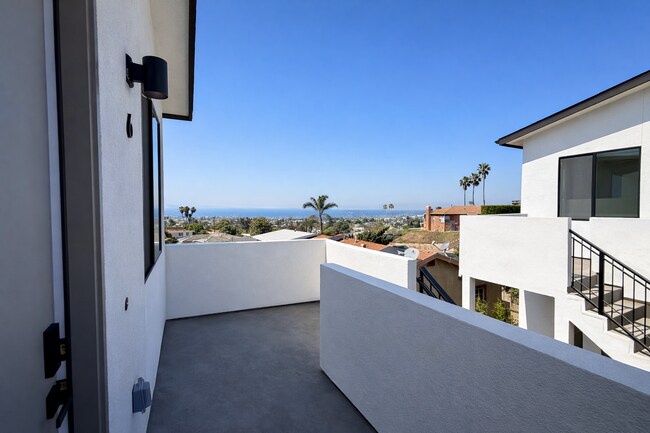 Building Photo - 5531 Olvera Ave