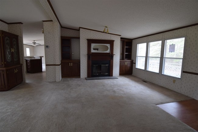 Building Photo - 707 Mcdougald Dr