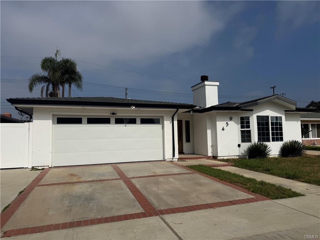 Primary Photo - 954 Capital St