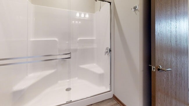 Building Photo - N115W16170 Saxony Village Blvd