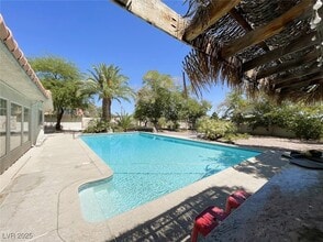 Building Photo - 5328 S Topaz St Building Photo - 5328 S Topaz St