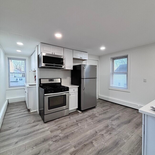 Foto del edificio - 12 Pine St