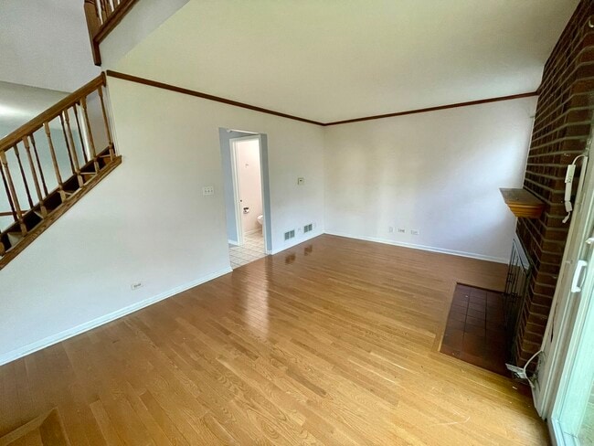 Building Photo - 2760 College Hill Cir