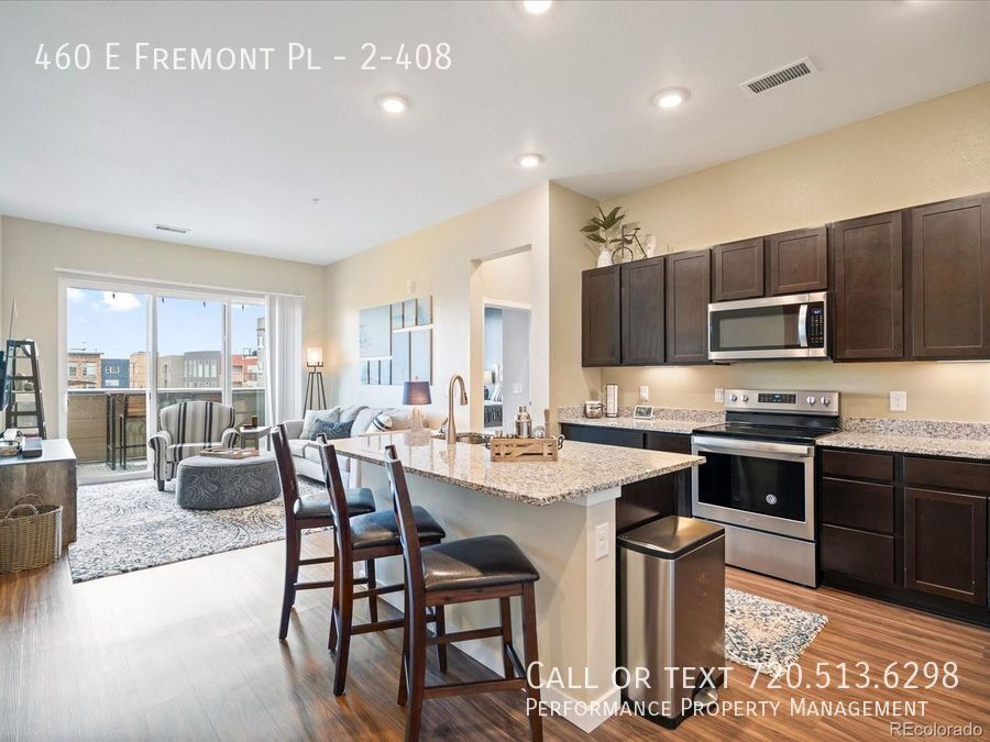Foto principal - 460 E Fremont Pl