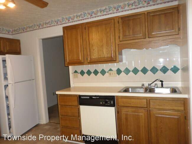 Building Photo - 3 br, 2.5 bath House - 1724 Emerald St.
