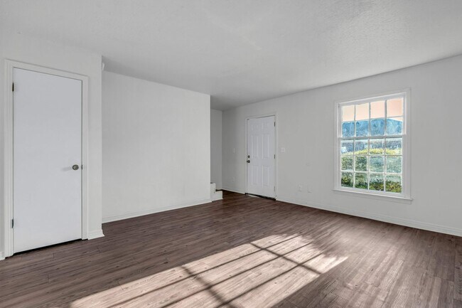 Foto del edificio - 1121 3rd Ave N
