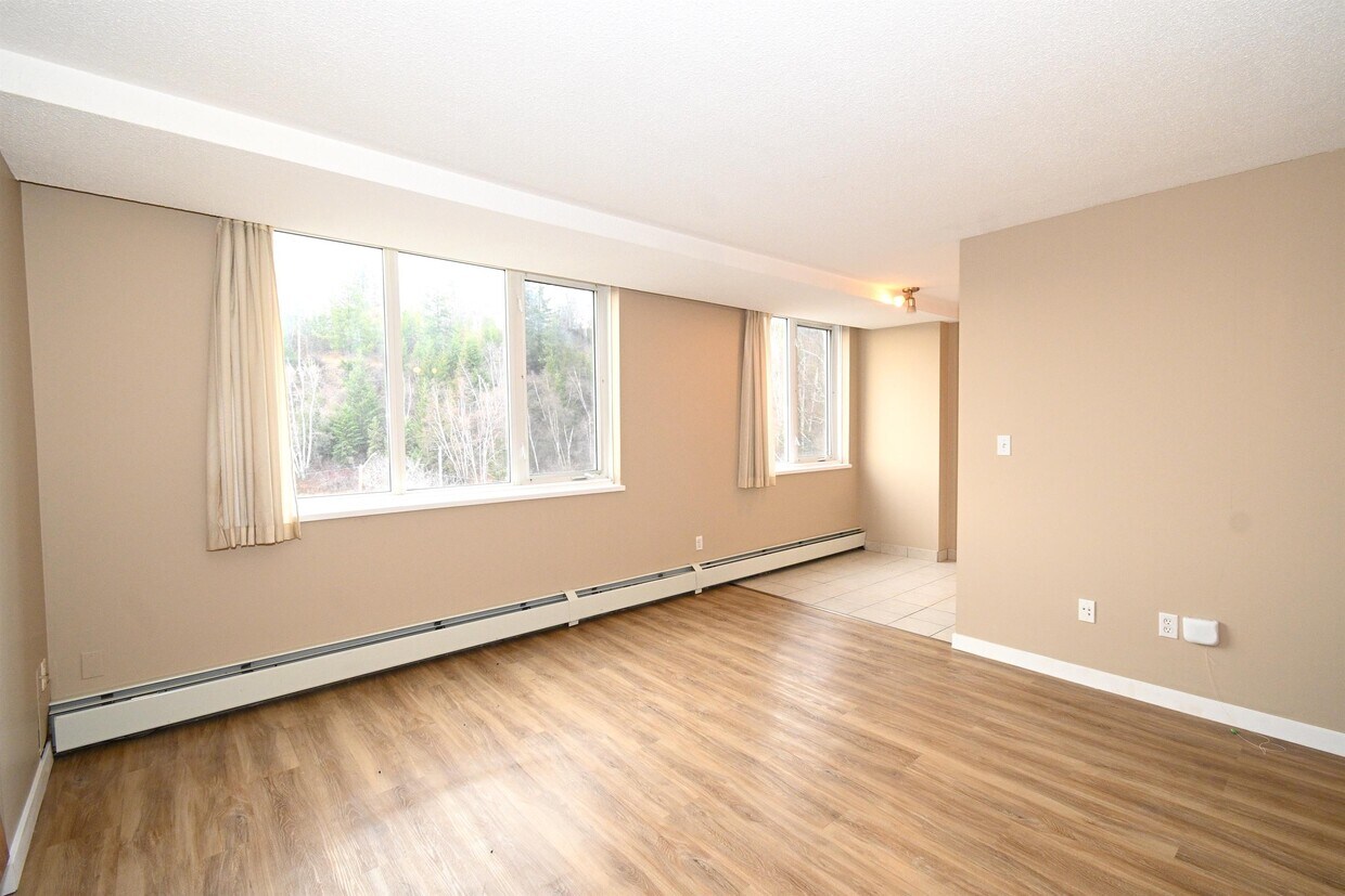 15011501 Queensway, Prince BC V2L 1L5 Townhouse for Rent in