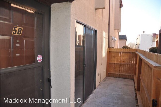 Building Photo - 2 br, 1.5 bath House - 8333 Comanche Road ...
