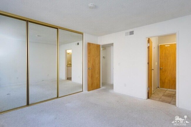 Foto del edificio - 12260 Redbud Rd