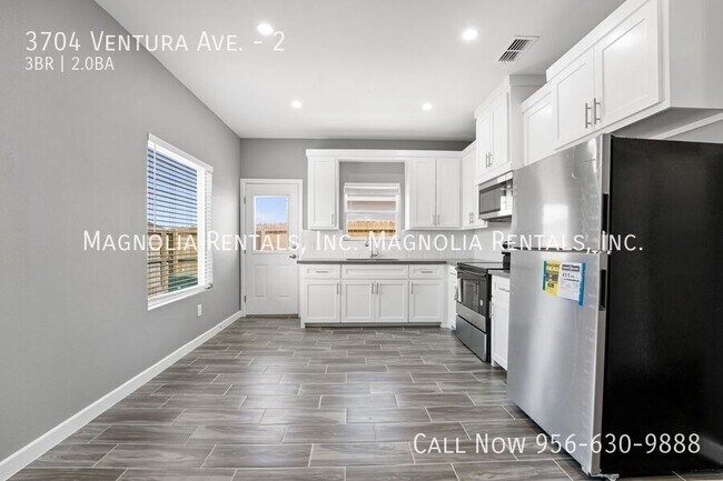 Building Photo - 3704 Ventura Ave