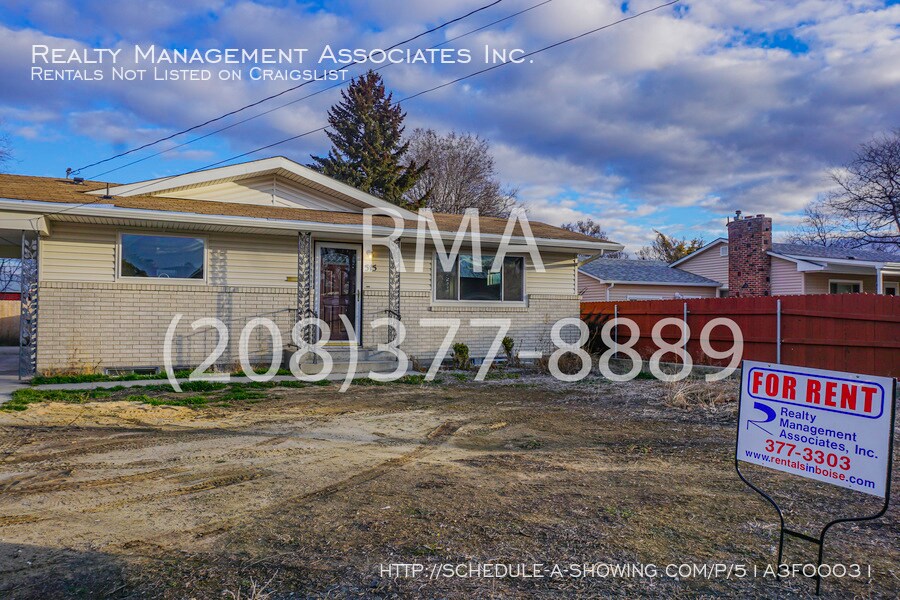 Spacious 3 Bedroom Home in Caldwell House Rental in Caldwell, ID