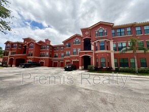 Building Photo - 2713 Via Murano